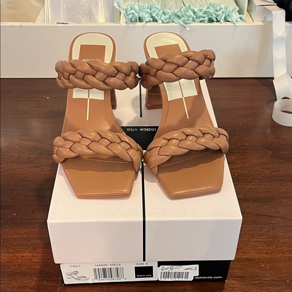 Dolce Vita Women's Caramel Braided Heels - Picture 1 of 3